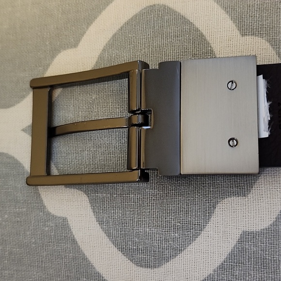 Calvin Klein Reversible Belt - Picture 3 of 8